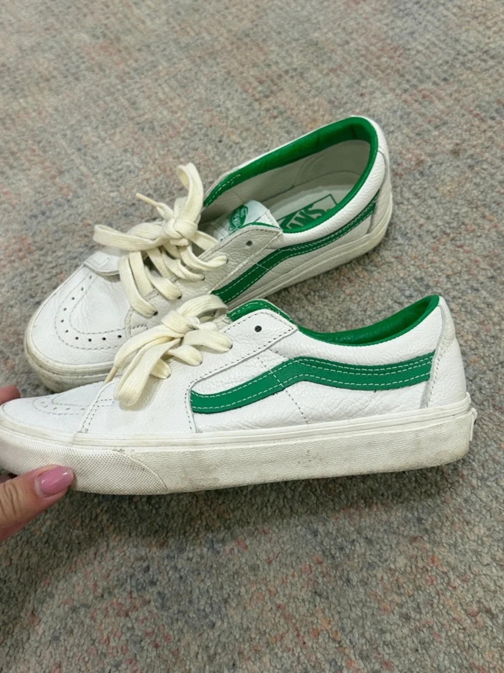 Vans Kids Low-Top Sneakers in White and Green Trim